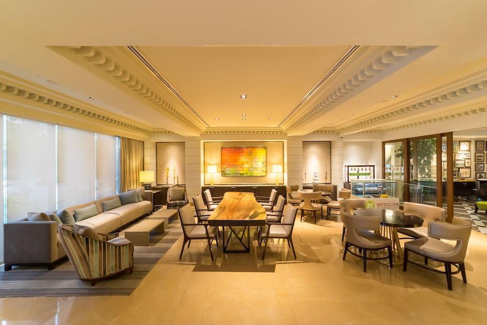 Aruga Apartments By Rockwell Makati Makati City Buitenkant foto