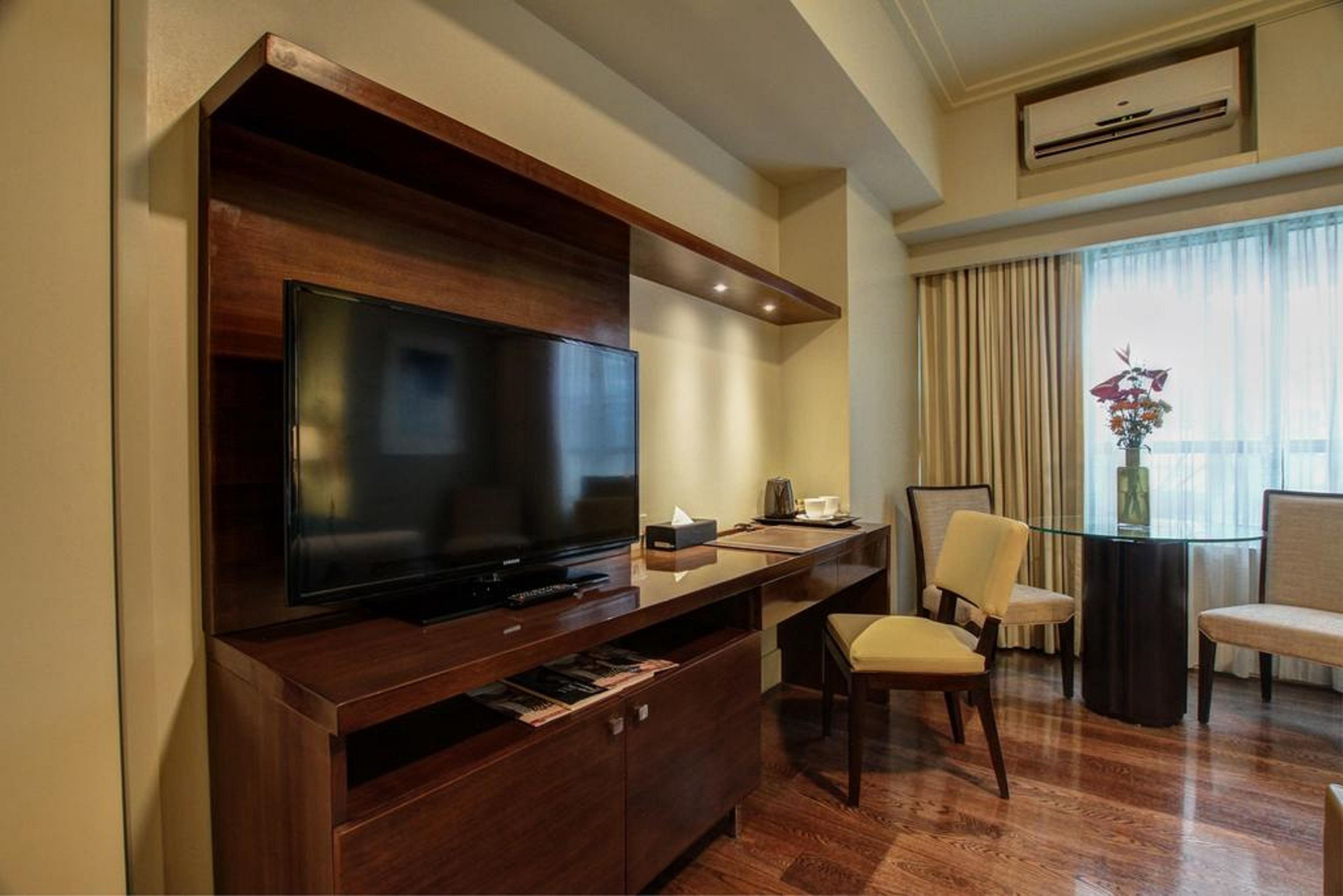 Aruga Apartments By Rockwell Makati Makati City Buitenkant foto